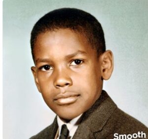 Who recognises the actor in this childhood photo?  SEE MORE...