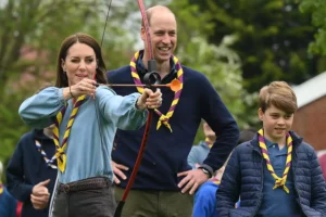 Prince George is ringing in his 11th birthday with a brand new photo. Kate Middleton and Prince William shared a new portrait to mark their eldest son’s latest milestone and disclose the sweetest gift…. Read more