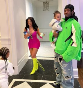 Cardi B files for divorce from Offset after he’s caught cheating, again. Offset can't do without cheating, it's high time for me says Cardi!! Do y’all believe her this time…see more